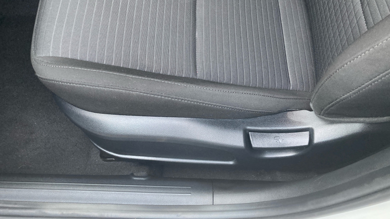 Hyundai i20 1.0T GDi 48V MHD SE Connect 5dr Petrol Hatchback